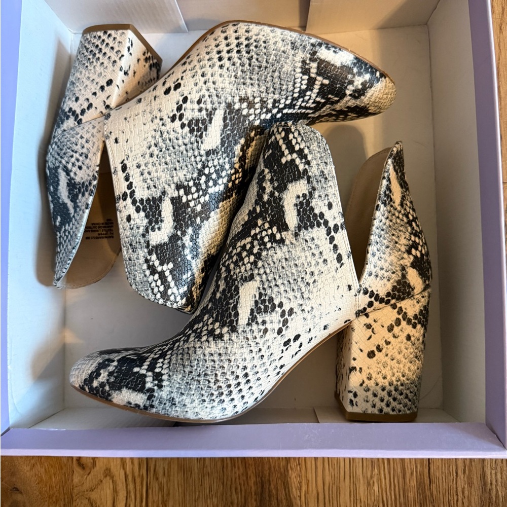 Women's Snakeskin Ankle Boots